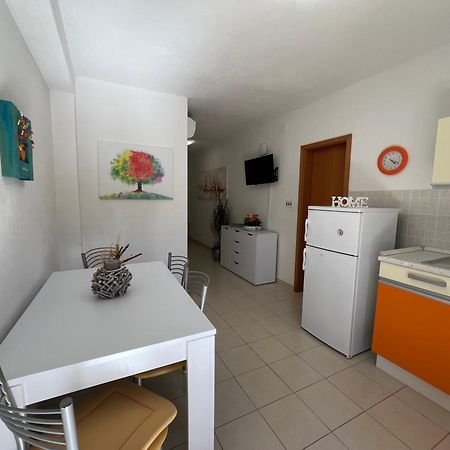 Apartment Viola Supetar Eksteriør billede