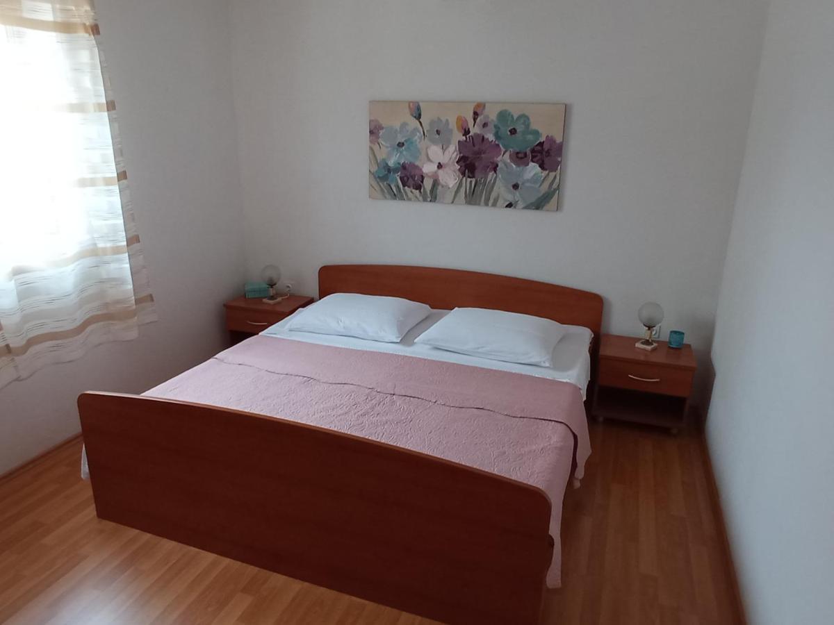 Apartment Viola Supetar Eksteriør billede