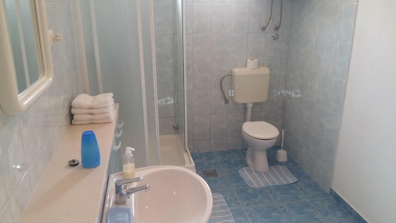Apartment Viola Supetar Eksteriør billede